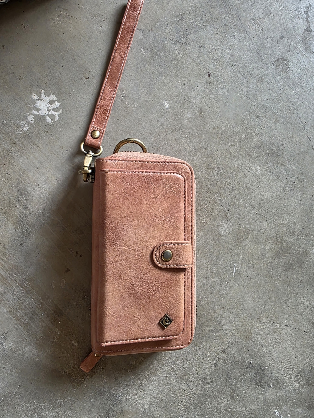 Peach Wristlet Wallet with Detachable Strap - POLA
